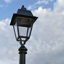 603 lanterna media merlettata pressofusione alluminio cut off