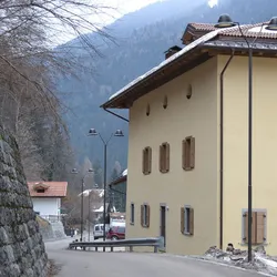 pali acciaio TPLX1 lampara 628 comune di carisolo 06