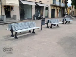 panchina shark e shark smart acciaio verniciato arredo urbano 4