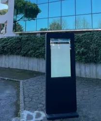 totem touch esterno meteo