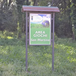 Panou de Afișaj din STRONGPLAST - Plastic Reciclat Post-Consum