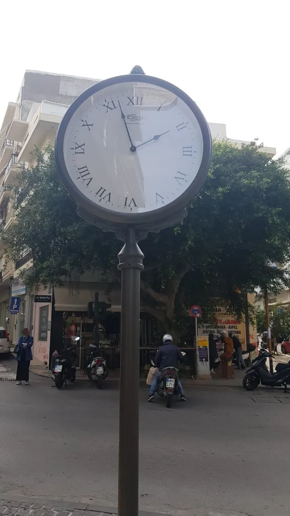 olologio artistico heralio di creta city front frontale uno