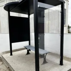 Prodotti smart varie installazioni - Pensilina Smart Bus Shelter With Smart Totem Church Pensilina Smart Bus Shelter With Smart Totem Church