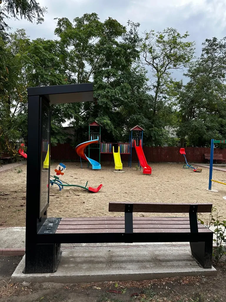 viva adv smart bench advertising usb wireless hotspot parques infantil